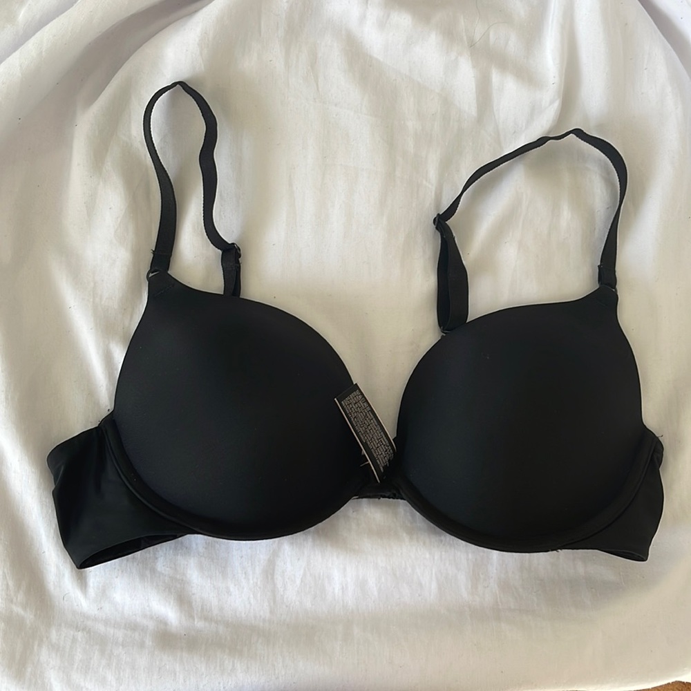 Black VS Bra